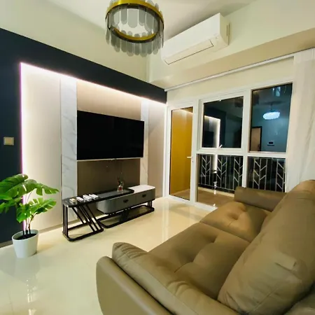 Savvy Suites 3Br Near Okada