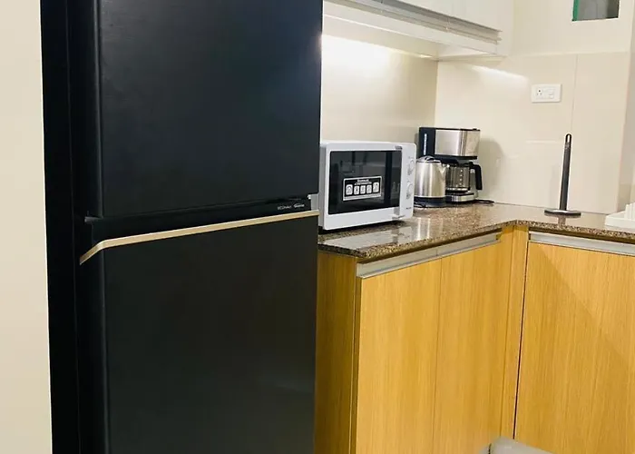 Savvy 3br Near Okada * Manila