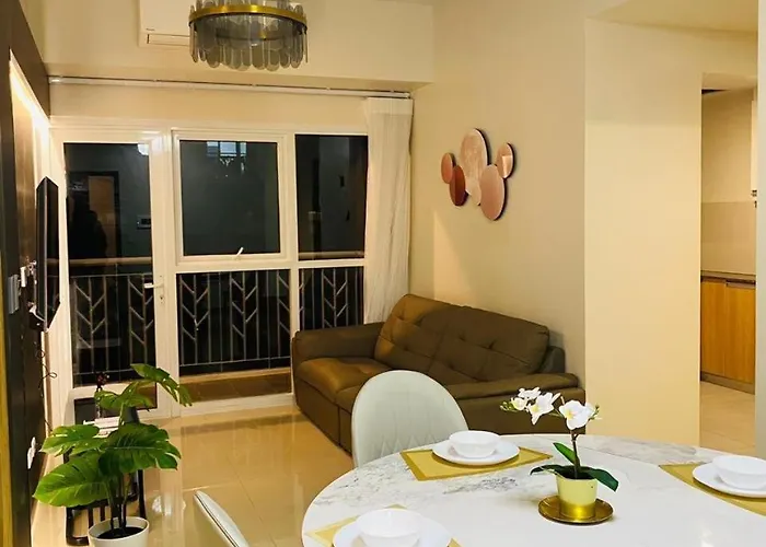 Savvy 3br Near Okada * Manila